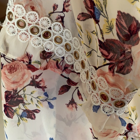 Gorgeous MISA floral dress - Picture 9 of 10